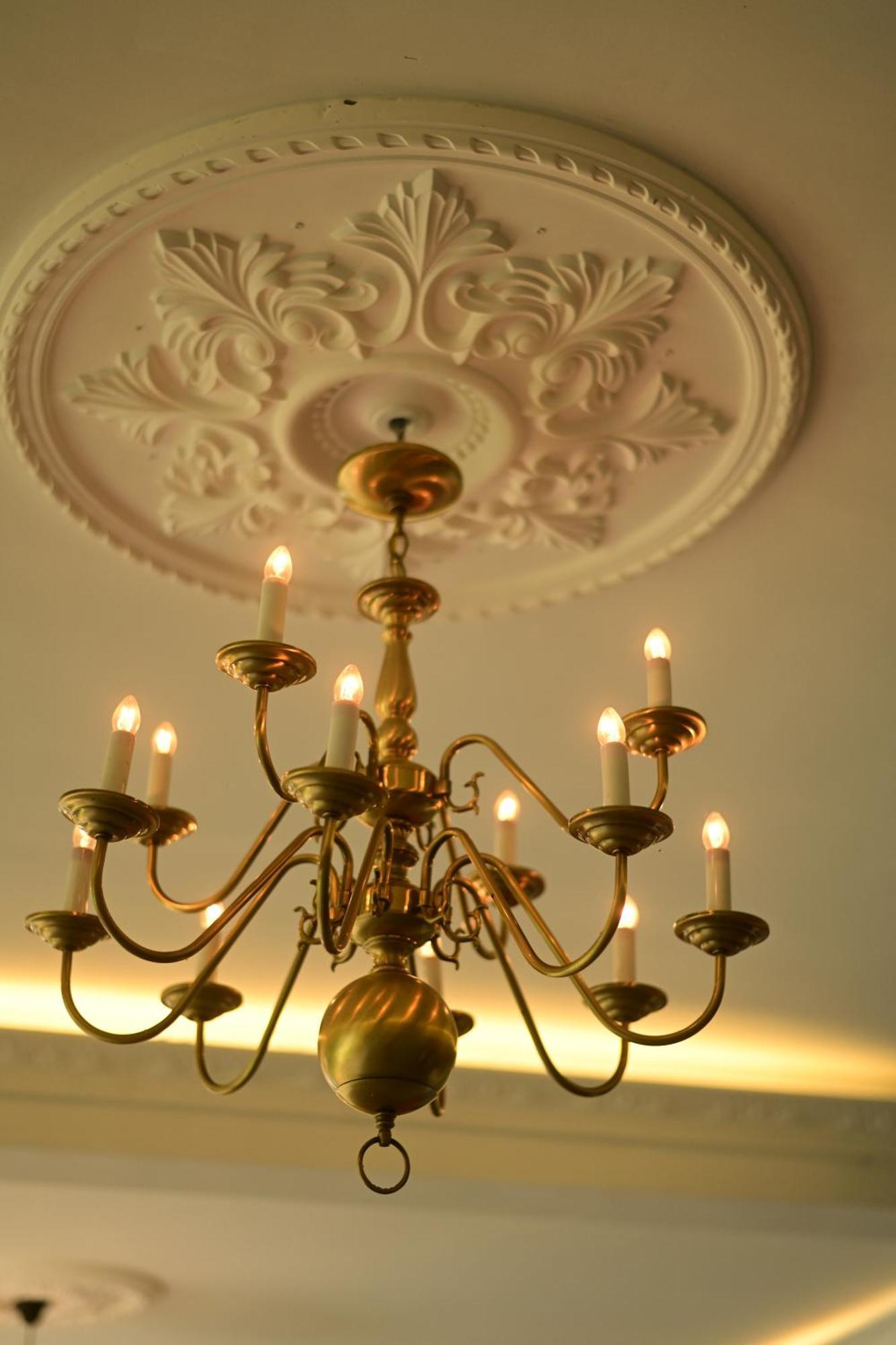 Agbo Hotel Полоннарува Экстерьер фото