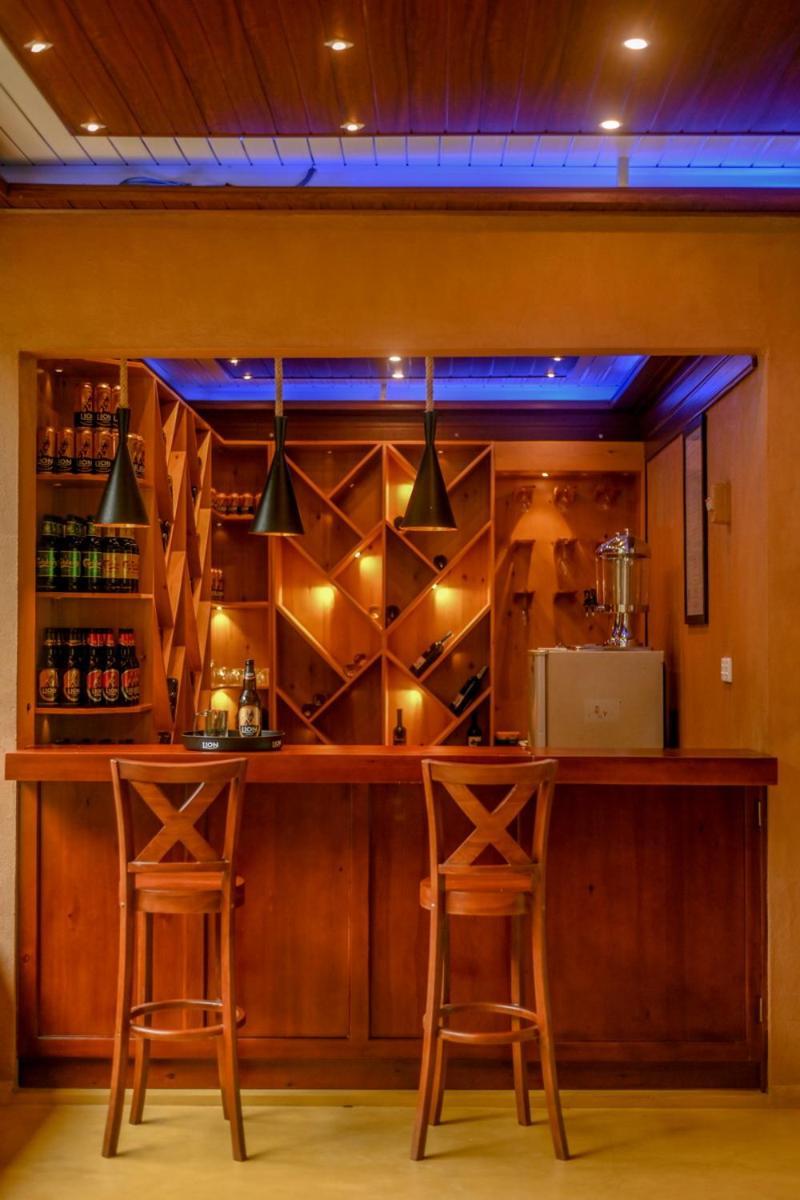 Agbo Hotel Полоннарува Экстерьер фото